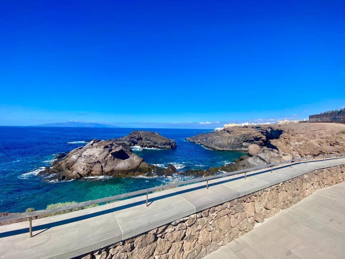 Sol Apartment With Amazing Seaview 아데제 외부 사진