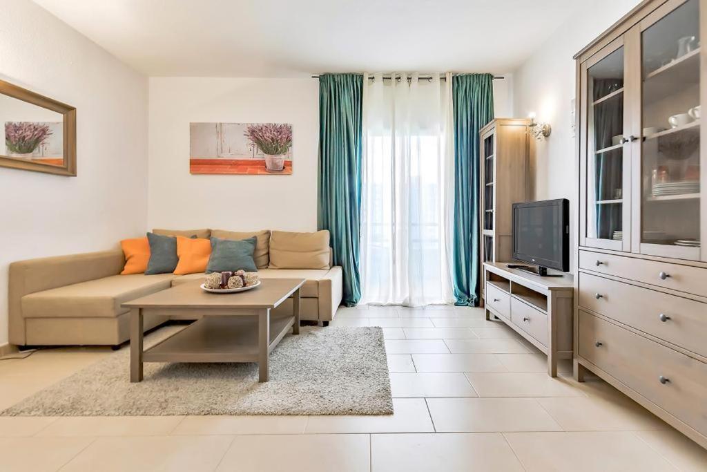 Sol Apartment With Amazing Seaview 아데제 외부 사진