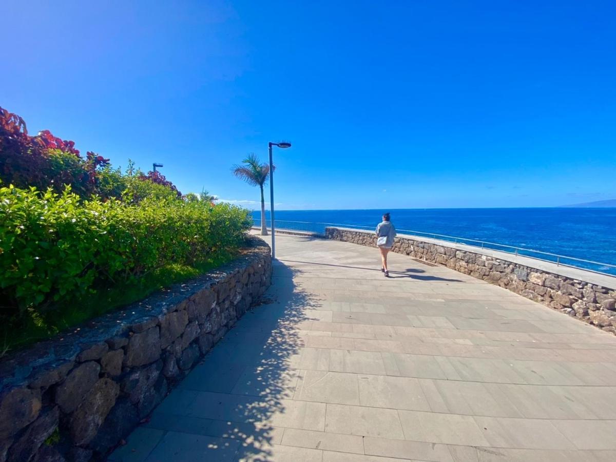 Sol Apartment With Amazing Seaview 아데제 외부 사진