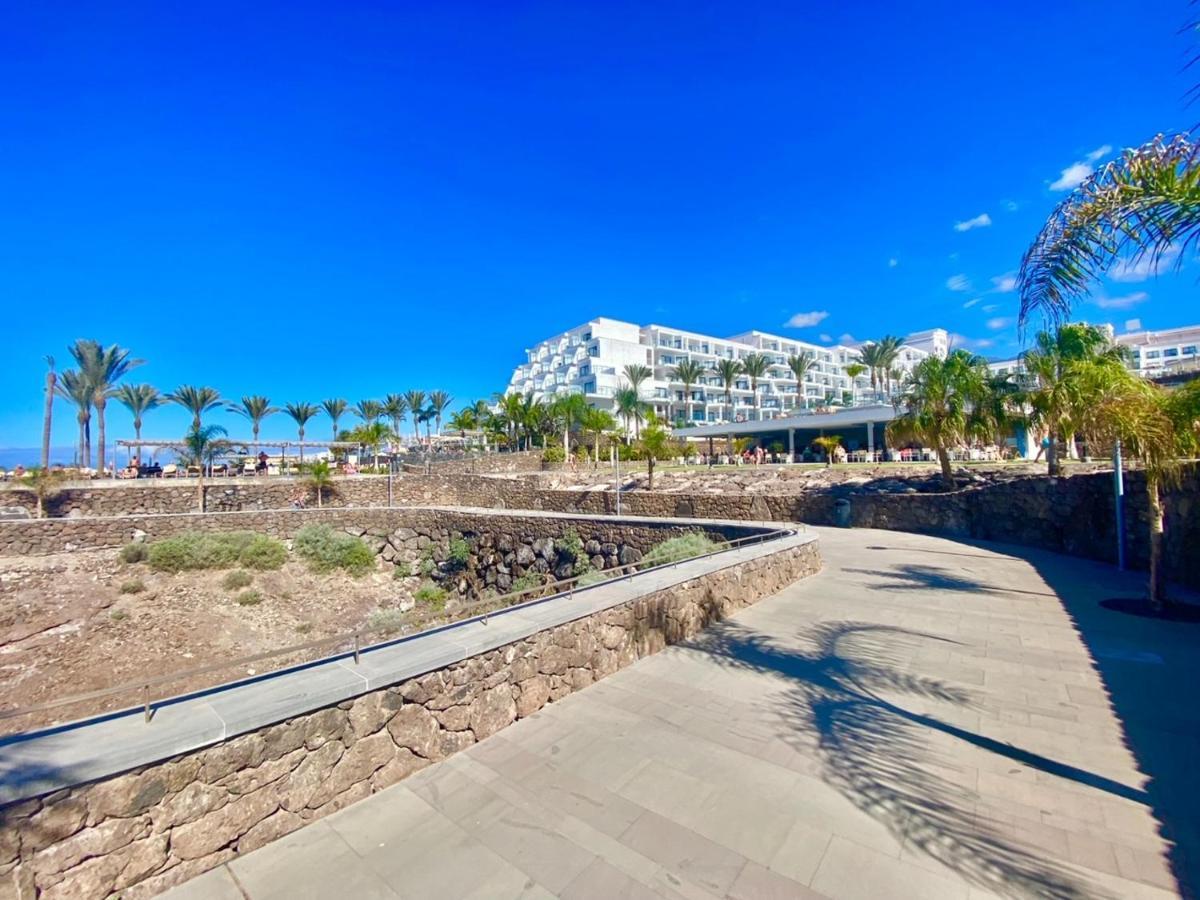 Sol Apartment With Amazing Seaview 아데제 외부 사진