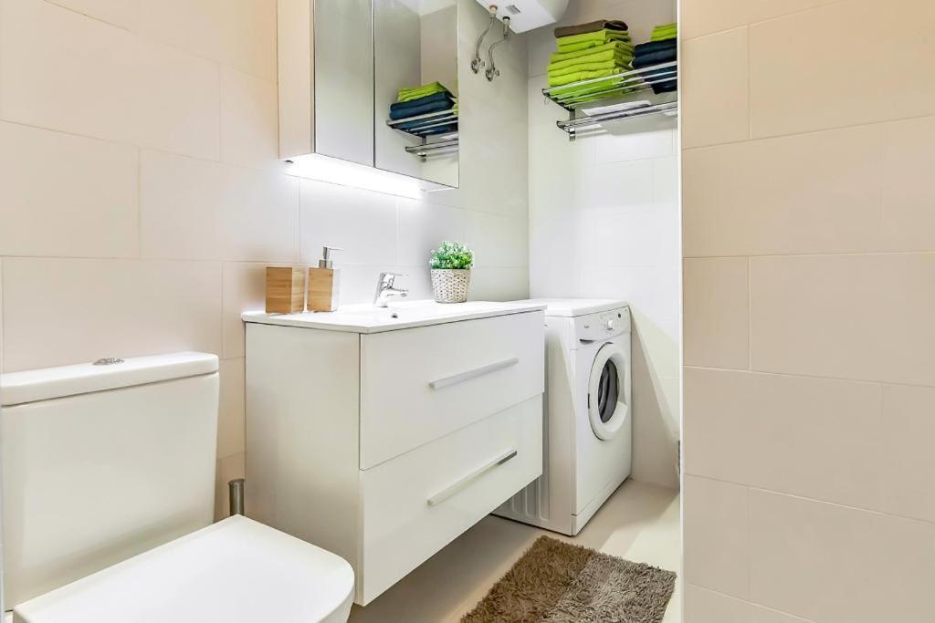 Sol Apartment With Amazing Seaview 아데제 외부 사진