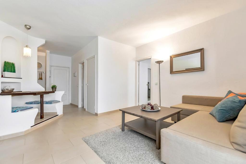 Sol Apartment With Amazing Seaview 아데제 외부 사진