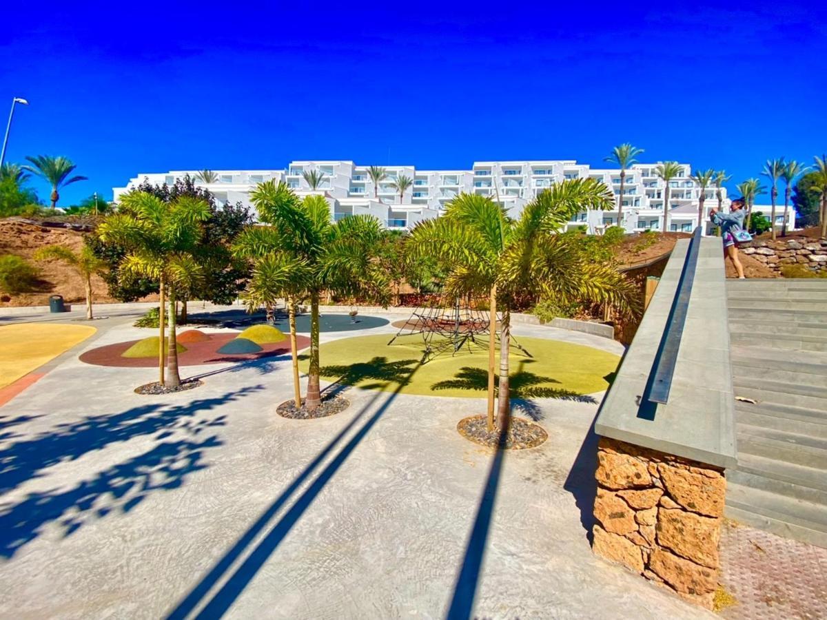 Sol Apartment With Amazing Seaview 아데제 외부 사진
